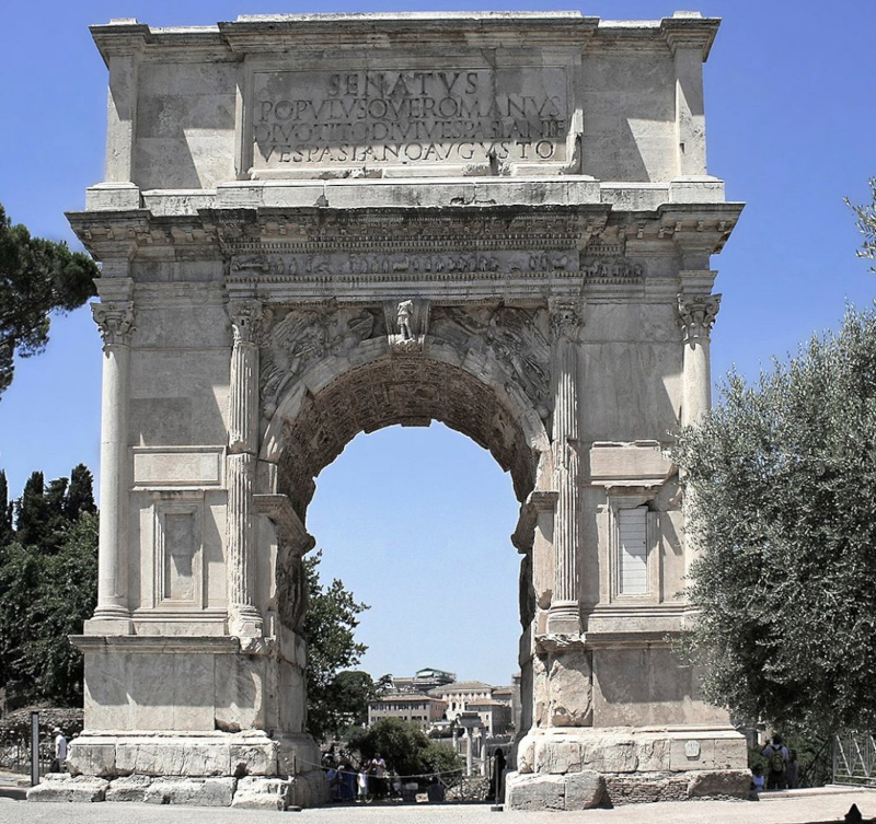 L'Arco-di-Tito L'Arco di Tito in piedi da oltre 2.000 anni